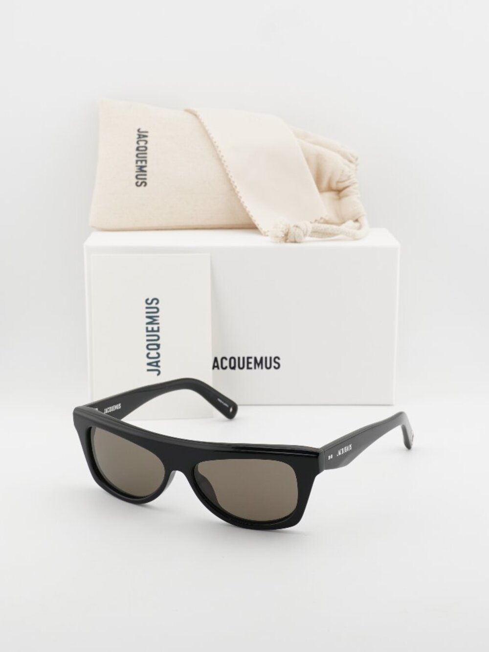 Jacquemus PINA JAC/58 C1 Cat Eye Sunglasses - Black / Grey